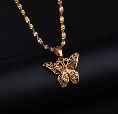 24k Butterfly Necklace - Clé de Coeur