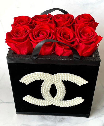 Black Velvet Chanel Roses - Clé de Coeur
