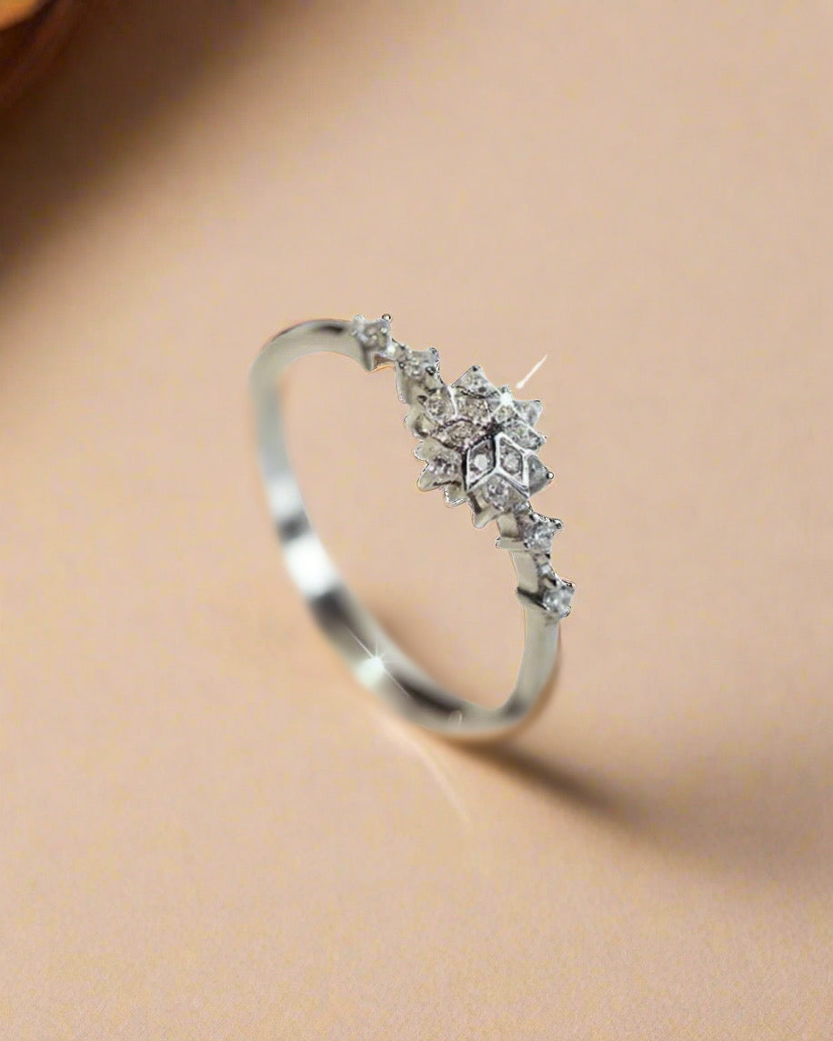 Snowflake Ring - Clé de Coeur
