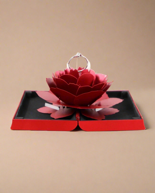 Blooming Ring Holder - Clé de Coeur
