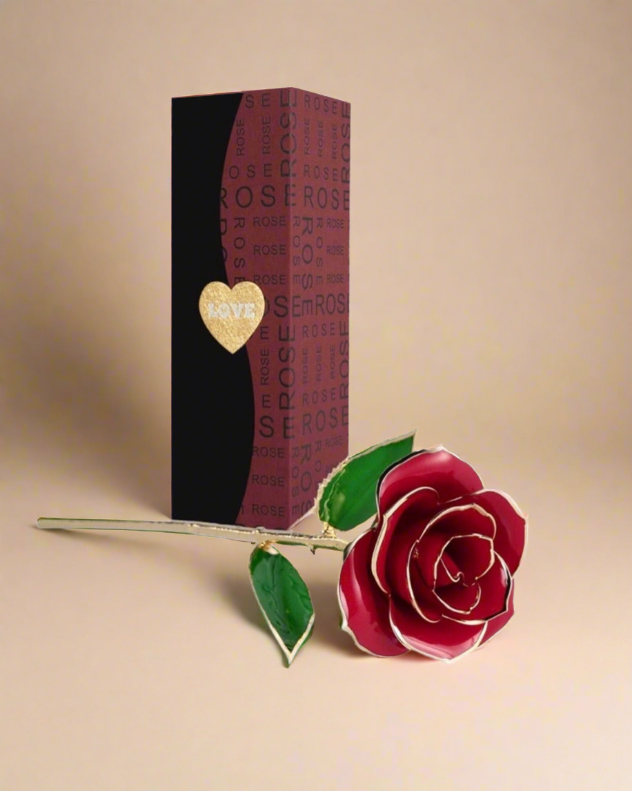 24k Gold Dipped Preserved Rose - Clé de Coeur