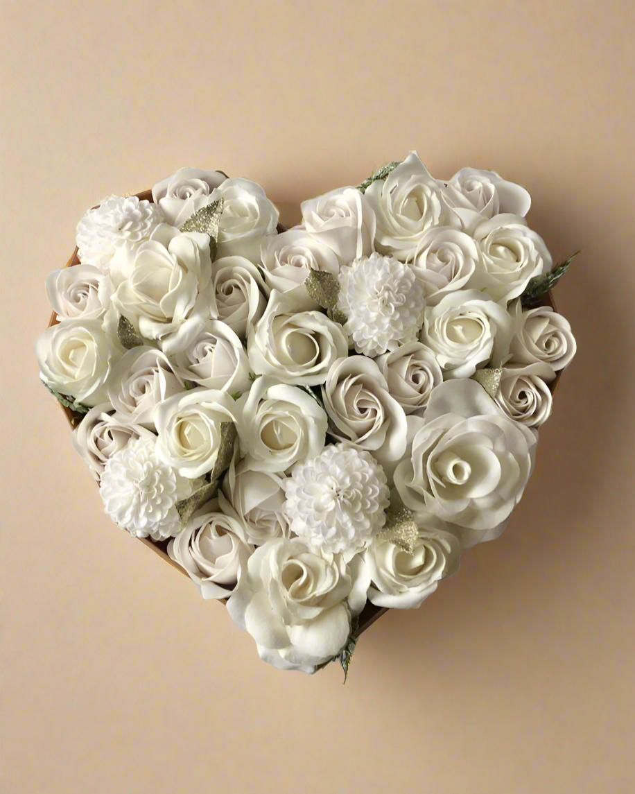 Soap Flower Heart Box - Clé de Coeur