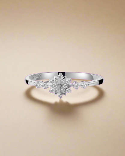Snowflake Ring - Clé de Coeur