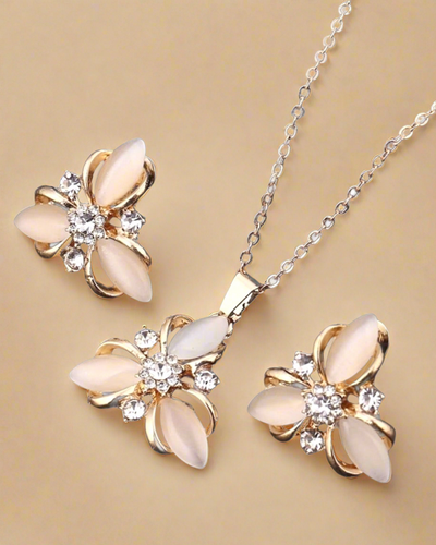 Trinity Jewelry Set - Clé de Coeur