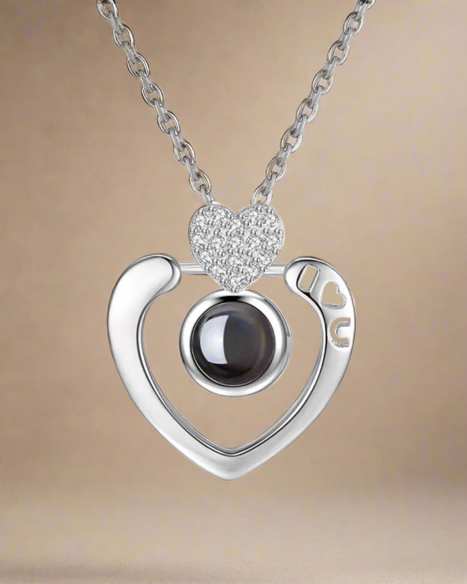 I ♡ U Projection Necklace - Clé de Coeur