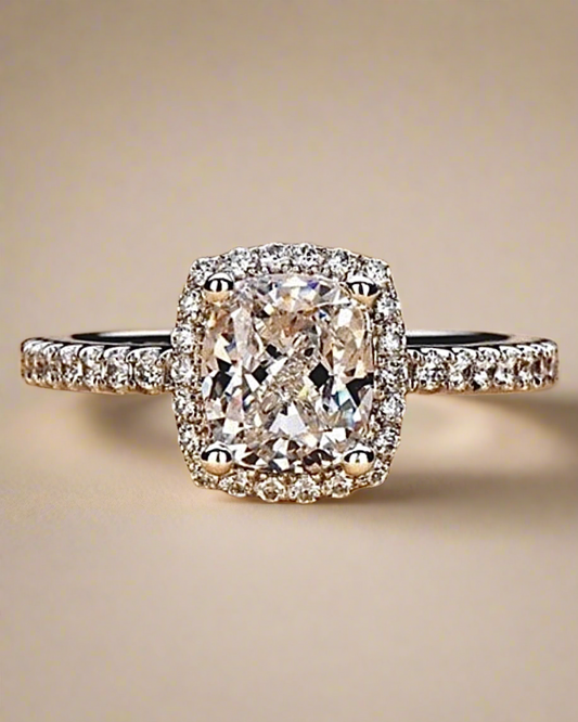 Cushion Cut Platinum Plated Ring - Clé de Coeur