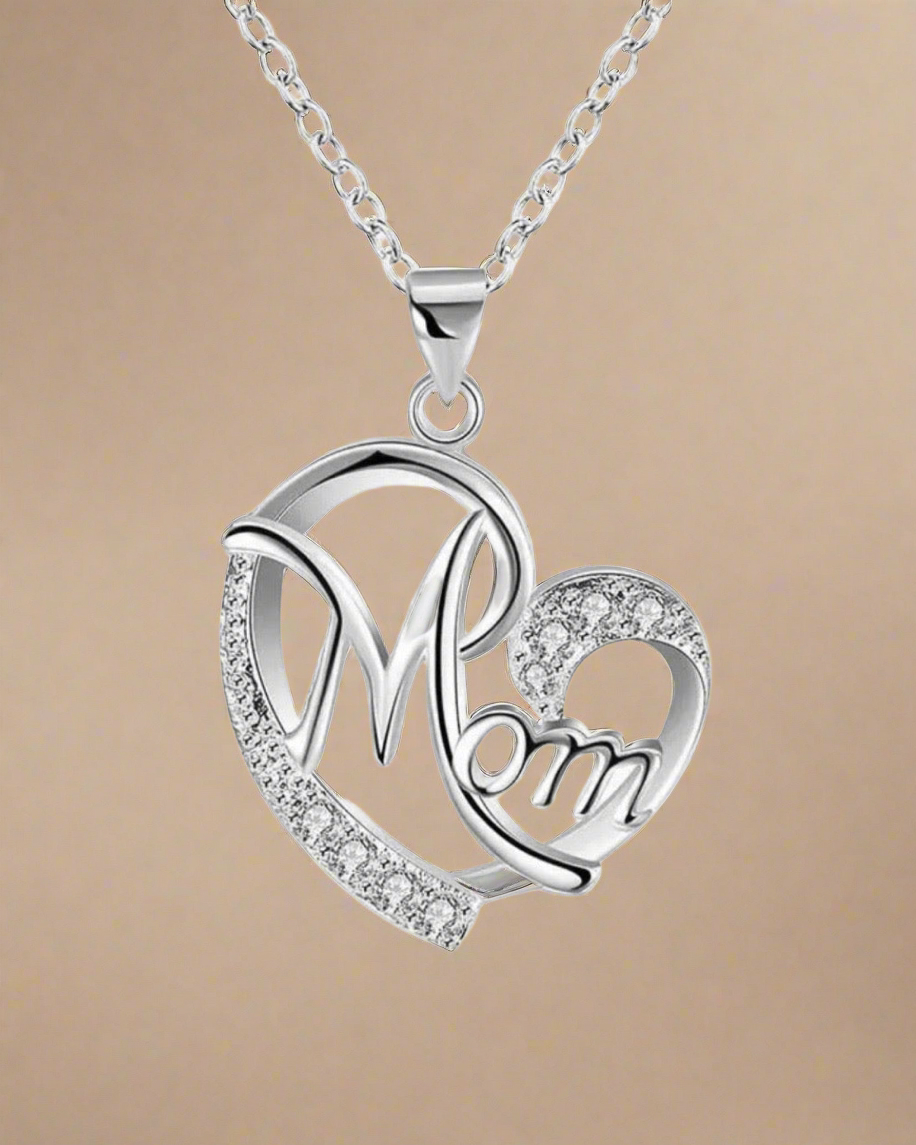 Love Mom Necklace - Clé de Coeur