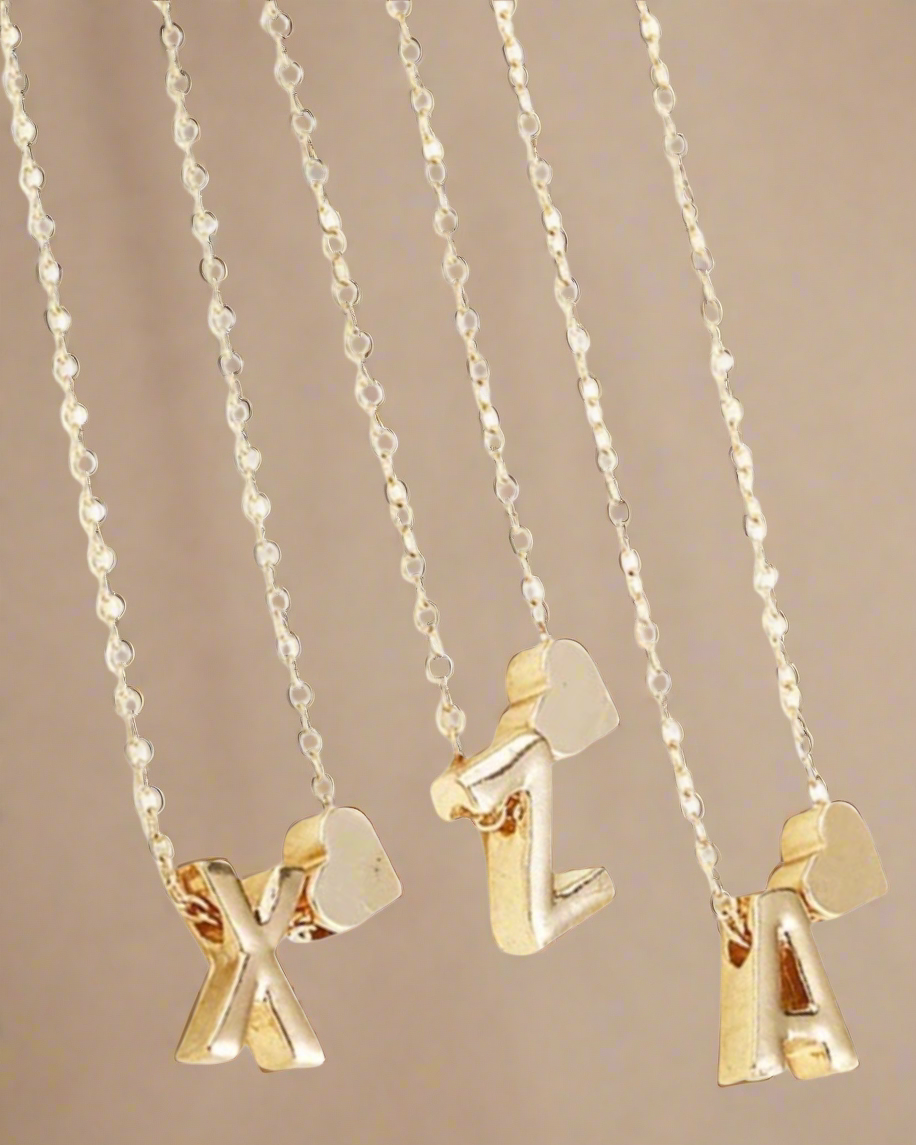 Initial Necklace - Clé de Coeur