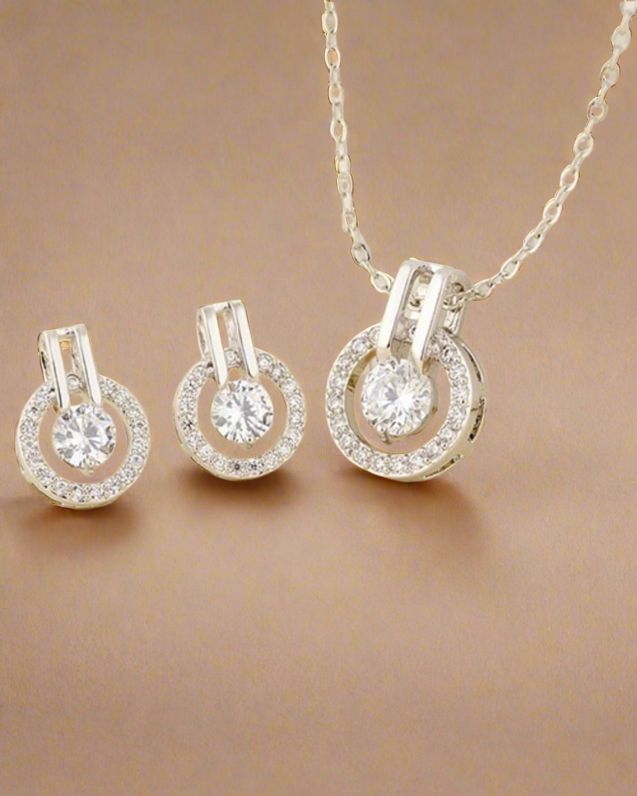 Infinity Jewelry Set - Clé de Coeur