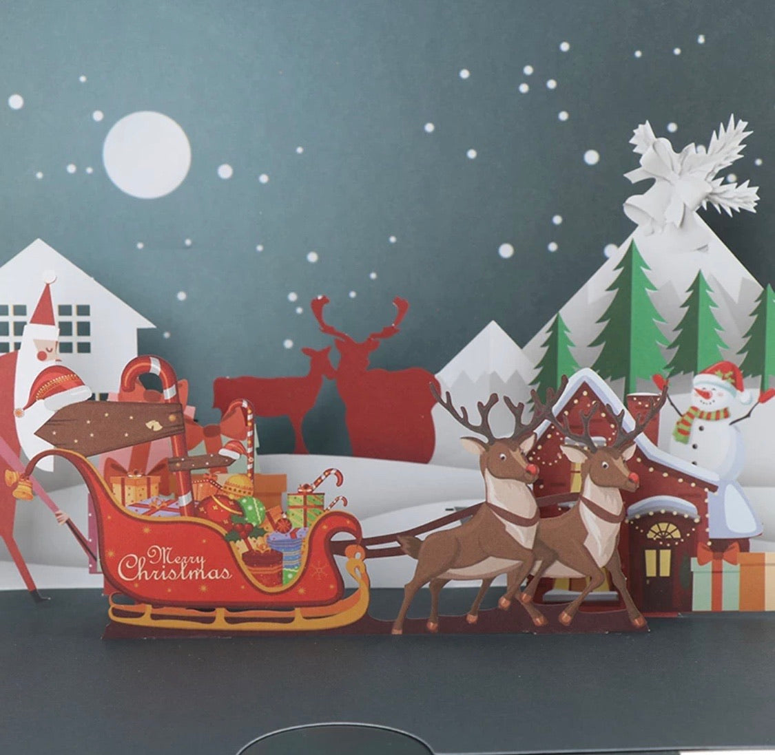 Winter Town Pop-Up Card - Clé de Coeur