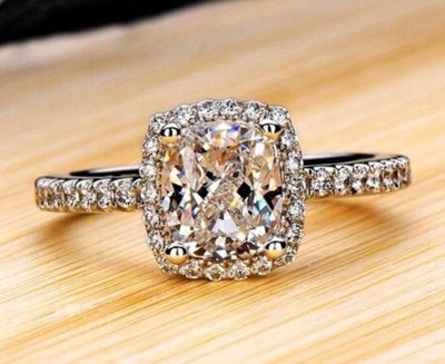 Cushion Cut Platinum Plated Ring - Clé de Coeur