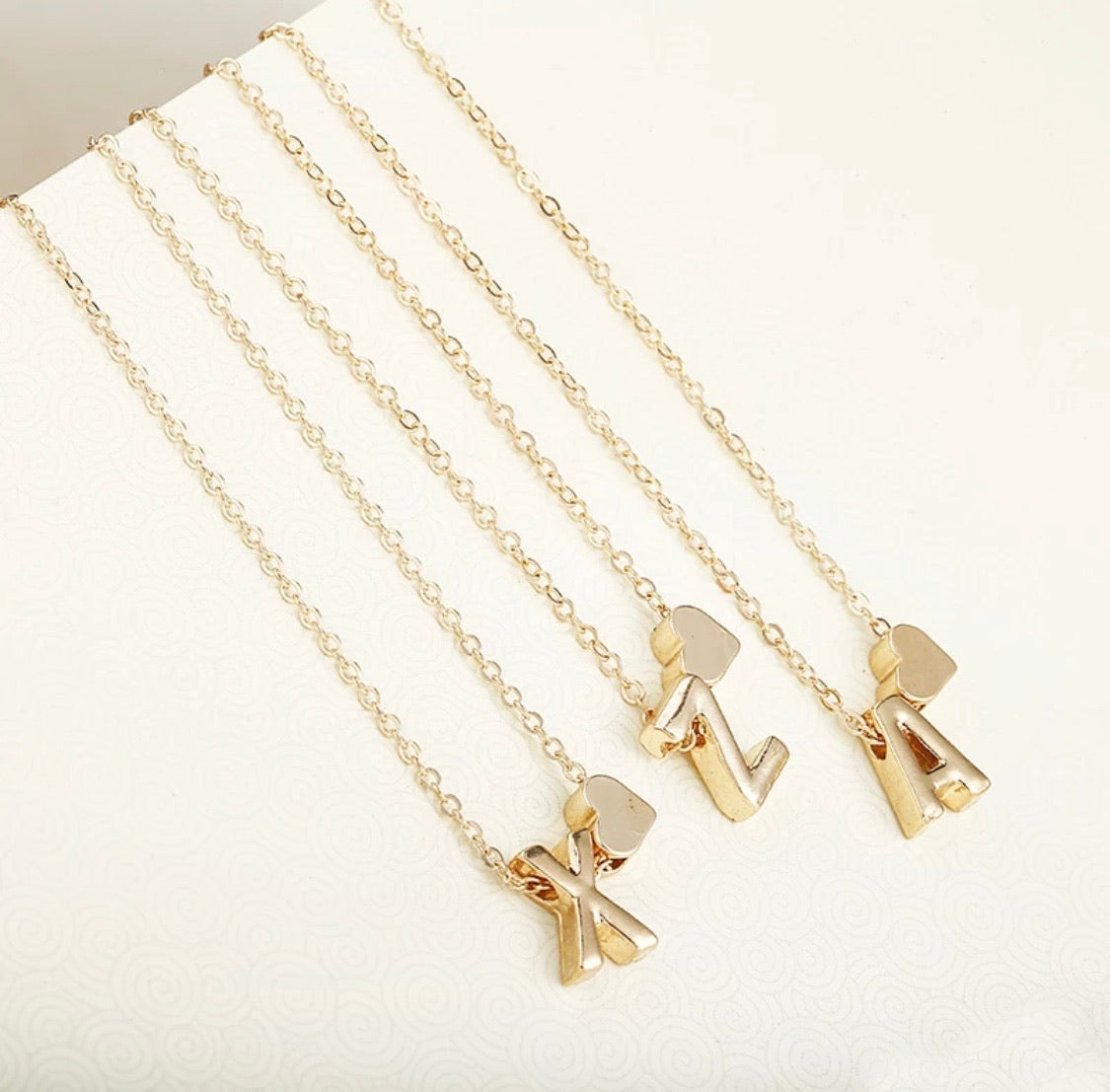 Initial Necklace - Clé de Coeur